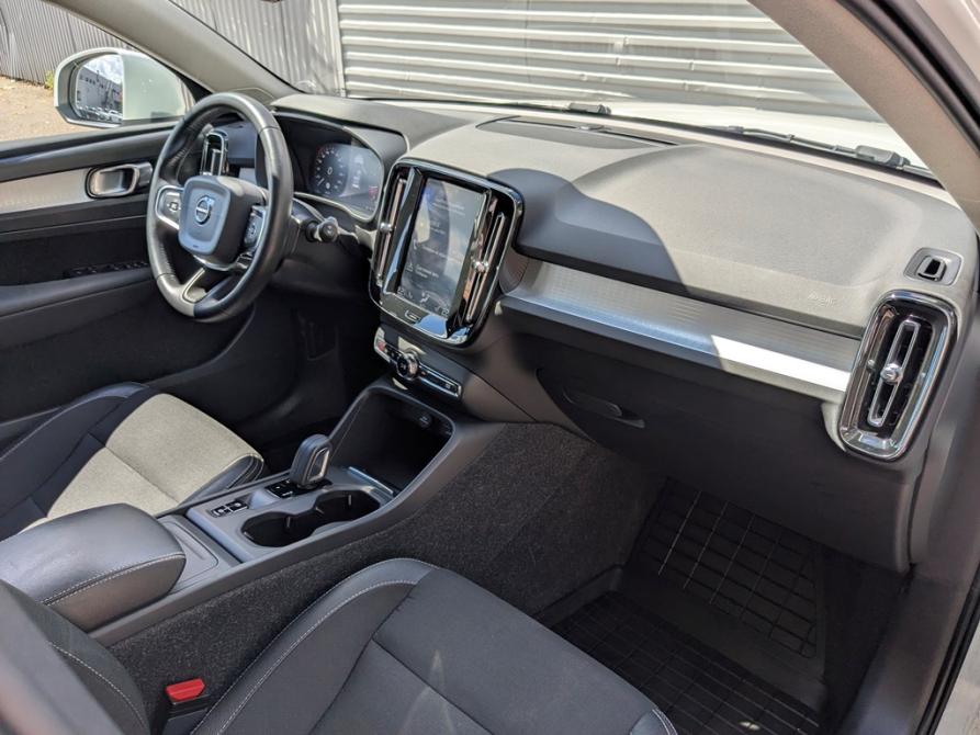 Volvo XC40 I Москва  - изображение 21