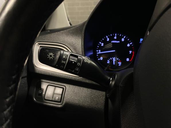 Hyundai Solaris II с пробегом 2019 года, цена 1 500 000 рублей, 80031 км, седан, Автокод Объявления