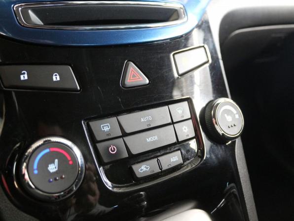 Chevrolet Orlando I с пробегом 2012 года, цена 1 250 000 рублей, 123974 км, компактвэн, Автокод Объявления