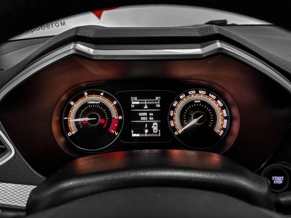 Lada (ВАЗ) Vesta I Рестайлинг (NG) с пробегом 2023 года, цена 1 109 000 рублей, 120283 км, седан, Автокод Объявления