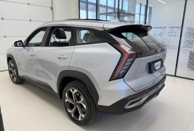 Новый Geely Atlas II 2026 года, цена 3 449 990 рублей, внедорожник, Автокод Объявления