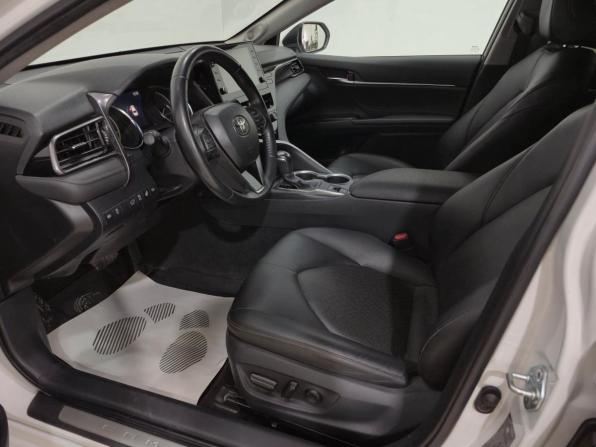 Toyota Camry VIII (XV70) Рестайлинг с пробегом 2021 года, цена 3 220 000 рублей, 51409 км, седан, Автокод Объявления