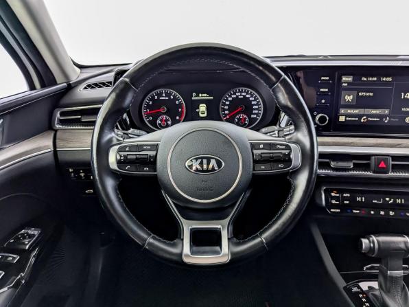 Kia K5 III с пробегом 2021 года, цена 2 520 000 рублей, 75256 км, седан, Автокод Объявления