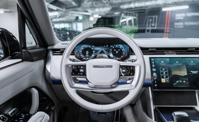 Новый Land Rover Range Rover V 2026 года, цена 35 500 000 рублей, внедорожник, Автокод Объявления