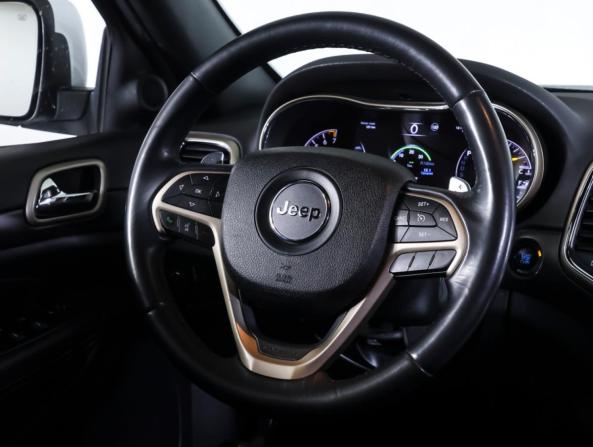 Jeep Grand Cherokee IV (WK2) Рестайлинг с пробегом 2015 года, цена 2 690 000 рублей, 88200 км, внедорожник, Автокод Объявления