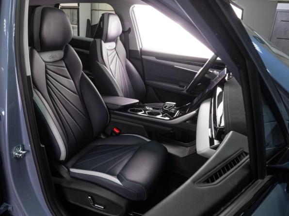 Geely Atlas II с пробегом 2024 года, цена 3 099 000 рублей, 19099 км, внедорожник, Автокод Объявления