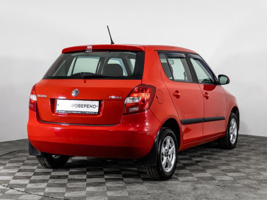 Skoda Fabia II Рестайлинг Санкт-Петербург  - изображение 5