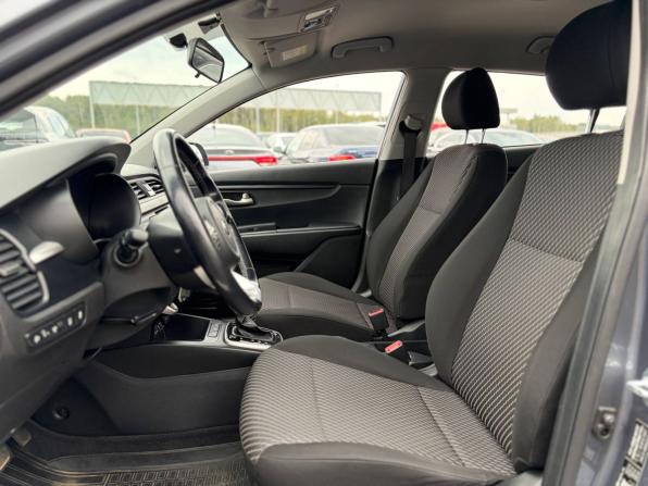 Kia Rio IV с пробегом 2018 года, цена 1 345 000 рублей, 139000 км, хэтчбек, Автокод Объявления