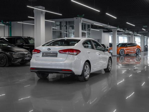 Kia Cerato III Рестайлинг (Classic) с пробегом 2019 года, цена 1 599 000 рублей, 75376 км, седан, Автокод Объявления
