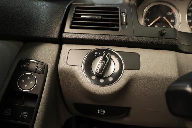Mercedes-Benz C-Класс III (W204) с пробегом 2008 года, цена 1 049 000 рублей, 212000 км, седан, Автокод Объявления