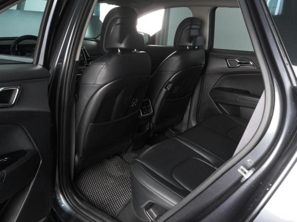 Kia Sportage V с пробегом 2022 года, цена 3 469 000 рублей, 107860 км, внедорожник, Автокод Объявления