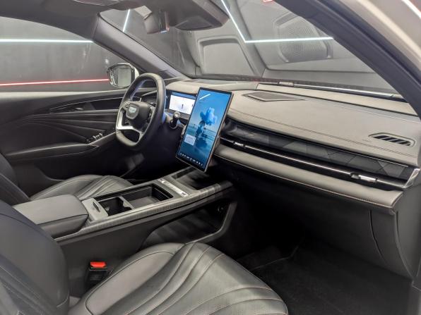 Geely Preface I с пробегом 2024 года, цена 2 670 000 рублей, 14420 км, седан, Автокод Объявления