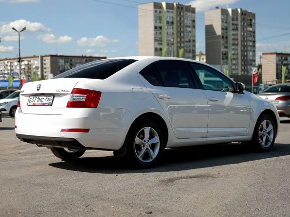 Skoda Octavia III (A7) с пробегом 2015 года, цена 1 399 000 рублей, 135670 км, лифтбек, Автокод Объявления