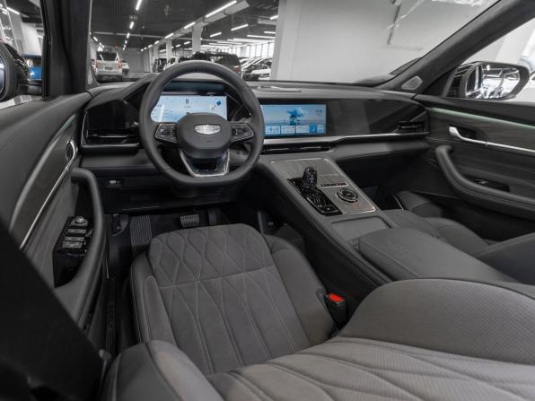 Geely Monjaro I Рестайлинг (China Market) с пробегом 2025 года, цена 4 200 000 рублей, 50 км, внедорожник, Автокод Объявления