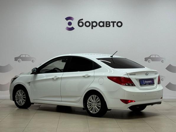 Hyundai Solaris I Рестайлинг с пробегом 2014 года, цена 990 000 рублей, 185152 км, седан, Автокод Объявления