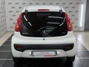 Peugeot 107 I Рестайлинг Красноярск  - изображение 27