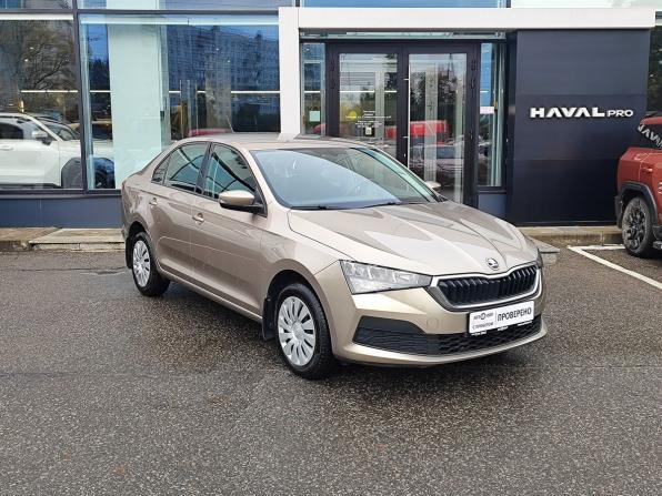 Skoda Rapid II с пробегом 2022 года, цена 2 059 000 рублей, 7184 км, лифтбек, Автокод Объявления
