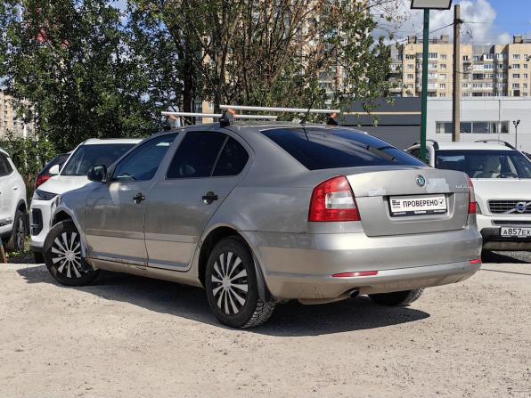 Skoda Octavia II (A5) Рестайлинг с пробегом 2011 года, цена 429 000 рублей, 298200 км, лифтбек, Автокод Объявления