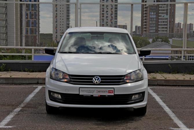 Volkswagen Polo V Рестайлинг с пробегом 2017 года, цена 1 193 300 рублей, 57354 км, седан, Автокод Объявления