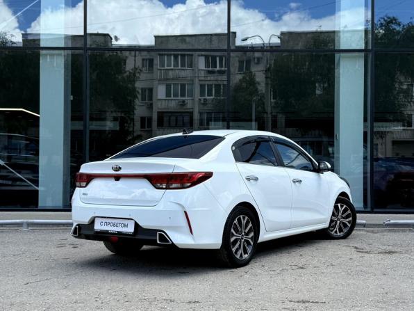 Kia Rio IV Рестайлинг с пробегом 2021 года, цена 1 090 000 рублей, 278340 км, седан, Автокод Объявления