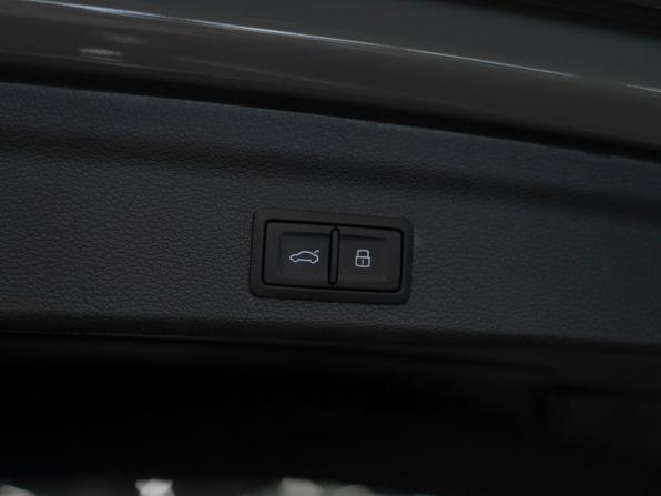 Audi Q3 II (F3) с пробегом 2025 года, цена 4 950 000 рублей, 33 км, внедорожник, Автокод Объявления