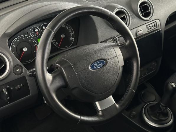 Ford Fusion I Рестайлинг с пробегом 2008 года, цена 415 000 рублей, 152000 км, хэтчбек, Автокод Объявления