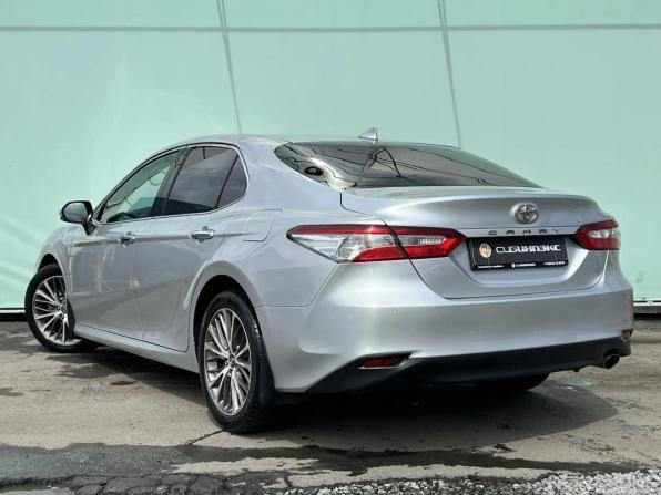 Toyota Camry VIII (XV70) с пробегом 2019 года, цена 2 699 000 рублей, 130776 км, универсал, Автокод Объявления