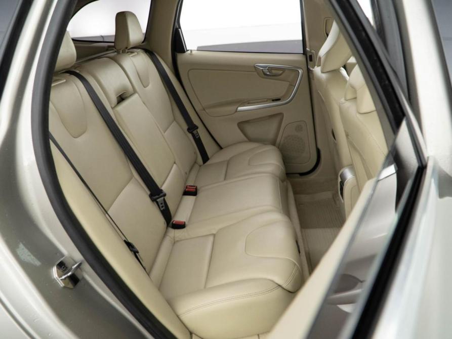 Volvo XC60 I Рестайлинг Москва  - изображение 7