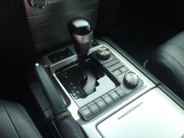 Toyota Land Cruiser 200 Series Рестайлинг 2 с пробегом 2017 года, цена 5 440 000 рублей, 125500 км, внедорожник, Автокод Объявления
