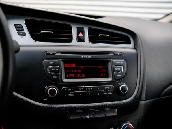 Kia Ceed II с пробегом 2013 года, цена 769 000 рублей, 247105 км, хэтчбек, Автокод Объявления