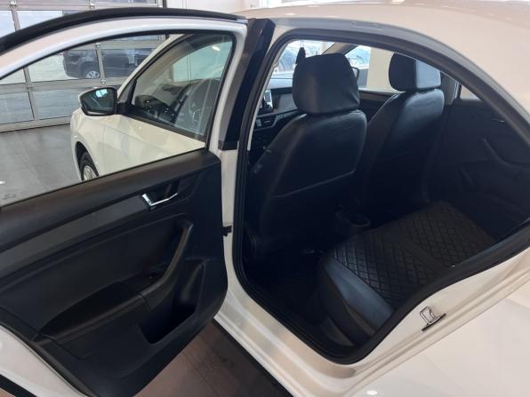 Skoda Rapid II с пробегом 2020 года, цена 1 485 000 рублей, 97864 км, лифтбек, Автокод Объявления
