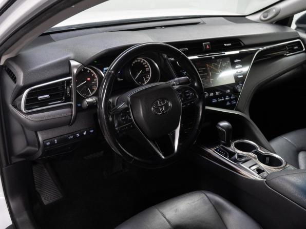 Toyota Camry VIII (XV70) с пробегом 2019 года, цена 2 699 000 рублей, 177126 км, седан, Автокод Объявления