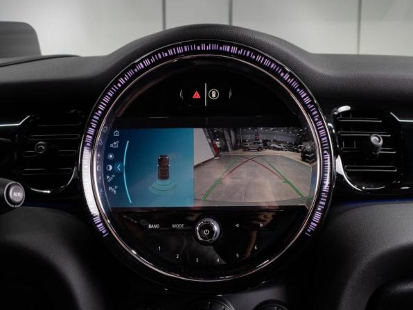 Mini Cabrio III Рестайлинг 2 с пробегом 2021 года, цена 3 200 000 рублей, 31120 км, кабриолет, Автокод Объявления