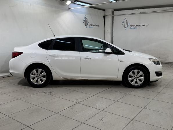 Opel Astra J Рестайлинг с пробегом 2014 года, цена 999 800 рублей, 90000 км, седан, Автокод Объявления