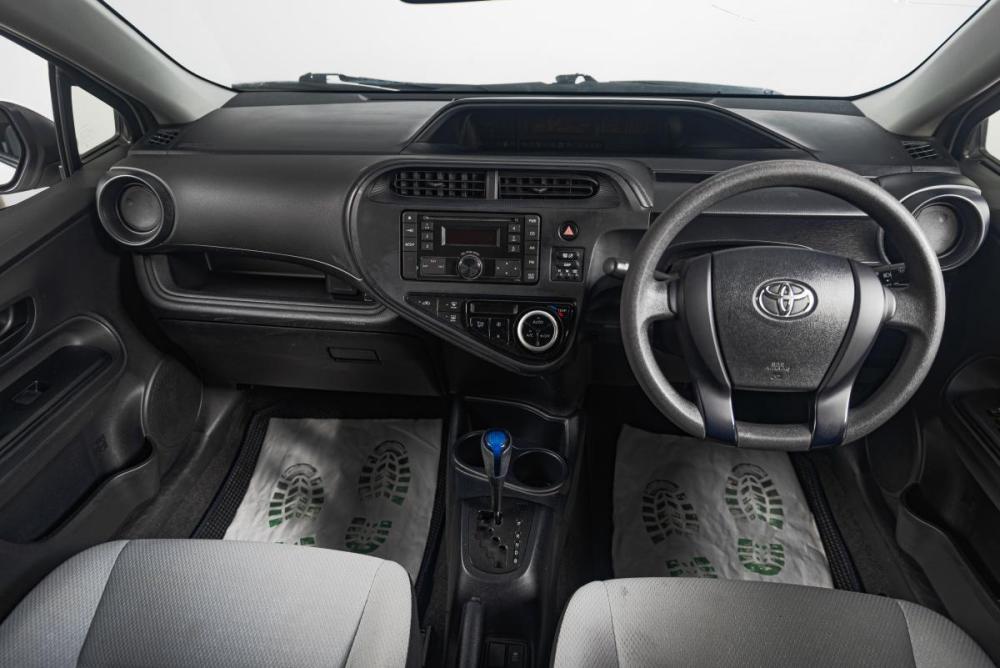 Toyota Aqua I Рестайлинг 2 Томск  - изображение 11