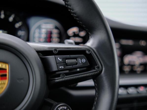 Porsche 911 VIII (992) с пробегом 2021 года, цена 17 439 000 рублей, 18871 км, купе, Автокод Объявления