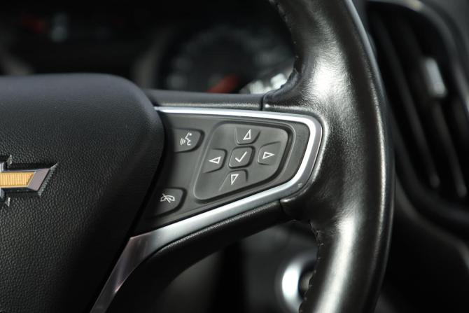 Chevrolet Equinox III Рестайлинг с пробегом 2020 года, цена 2 999 000 рублей, 70501 км, внедорожник, Автокод Объявления