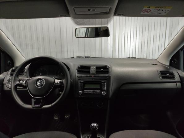 Volkswagen Polo V с пробегом 2015 года, цена 542 000 рублей, 208000 км, седан, Автокод Объявления