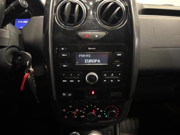 Renault Duster I Рестайлинг с пробегом 2017 года, цена 889 000 рублей, 215000 км, внедорожник, Автокод Объявления