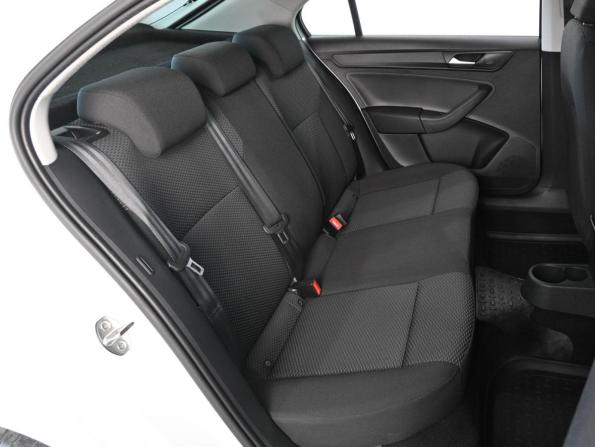 Volkswagen Polo VI с пробегом 2022 года, цена 1 649 000 рублей, 88990 км, лифтбек, Автокод Объявления