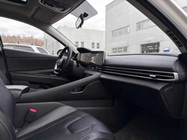 Hyundai Elantra VII (CN7) с пробегом 2022 года, цена 1 999 000 рублей, 90000 км, седан, Автокод Объявления
