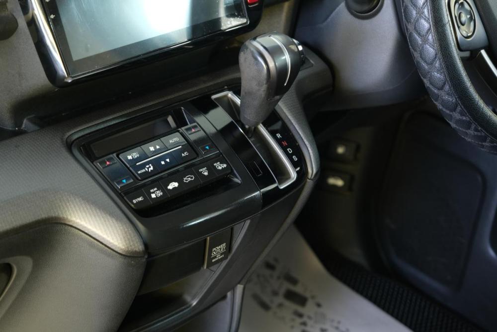 Honda Stepwgn V Омск  - изображение 16