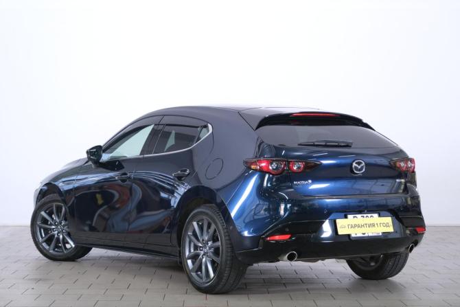 Mazda 3 IV (BP) с пробегом 2019 года, цена 1 699 000 рублей, 39000 км, хэтчбек, Автокод Объявления