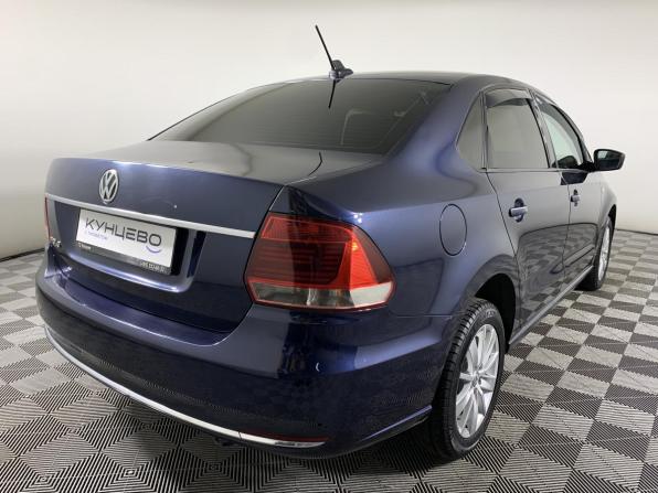 Volkswagen Polo V Рестайлинг с пробегом 2017 года, цена 1 063 000 рублей, 150000 км, седан, Автокод Объявления