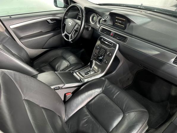 Volvo S80 II Рестайлинг с пробегом 2011 года, цена 947 000 рублей, 413505 км, седан, Автокод Объявления