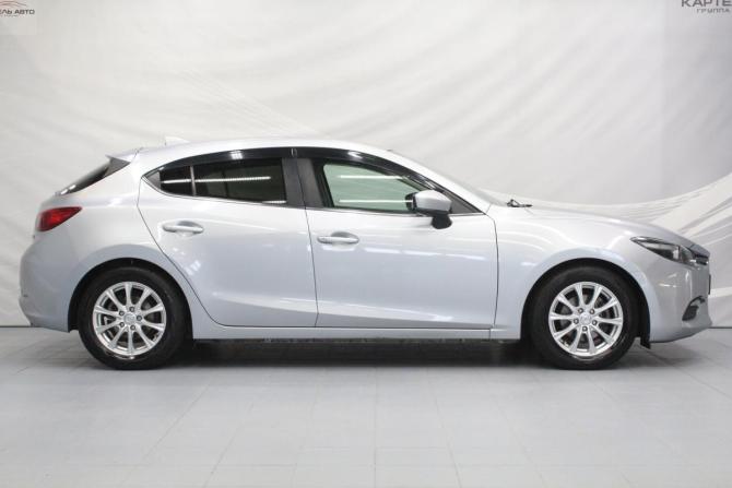 Mazda Axela III Рестайлинг с пробегом 2017 года, цена 1 199 000 рублей, 228279 км, хэтчбек, Автокод Объявления