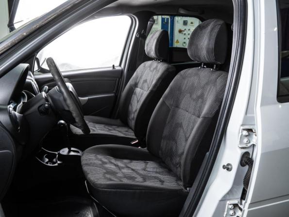 Renault Logan I Рестайлинг с пробегом 2015 года, цена 550 000 рублей, 213268 км, седан, Автокод Объявления
