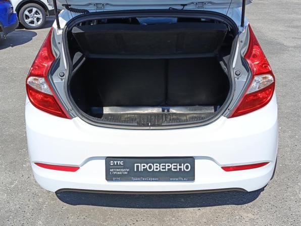 Hyundai Solaris I Рестайлинг с пробегом 2016 года, цена 950 000 рублей, 148150 км, хэтчбек, Автокод Объявления