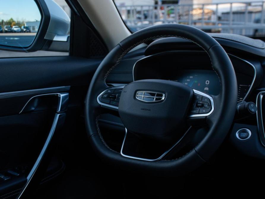 Geely Atlas Pro Москва  - изображение 14
