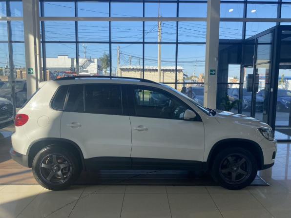 Volkswagen Tiguan I Рестайлинг с пробегом 2013 года, цена 1 420 000 рублей, 140890 км, внедорожник, Автокод Объявления